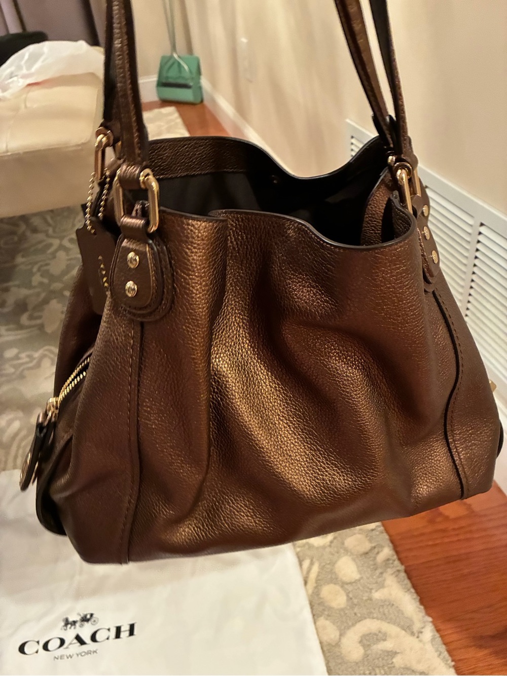 Coach Brown Leather Shoulder Bag with Gold Hardware -Purse - Picture 8 of 15